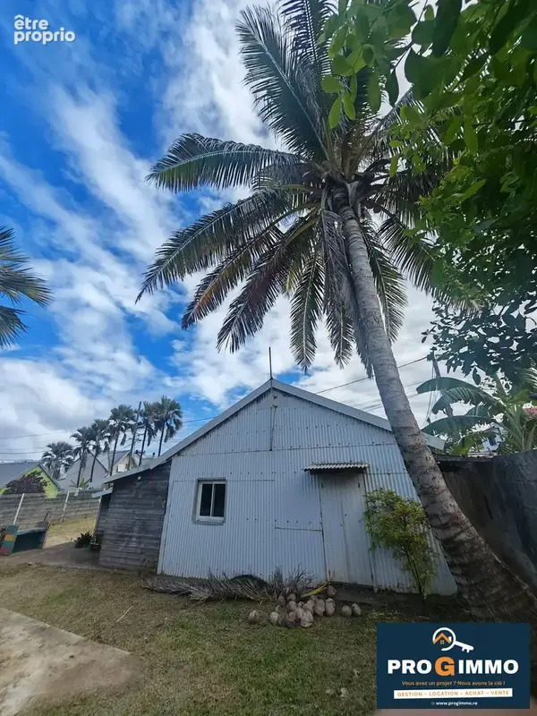 Maison 3 pièces 75 m² à vendre à Saint-Pierre (97410) - photo 2