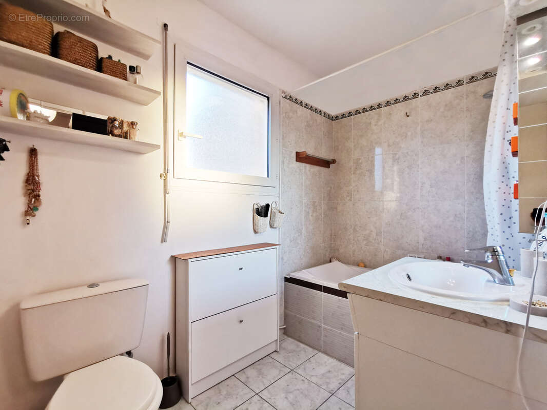 Maison à SAINTE-SAVINE