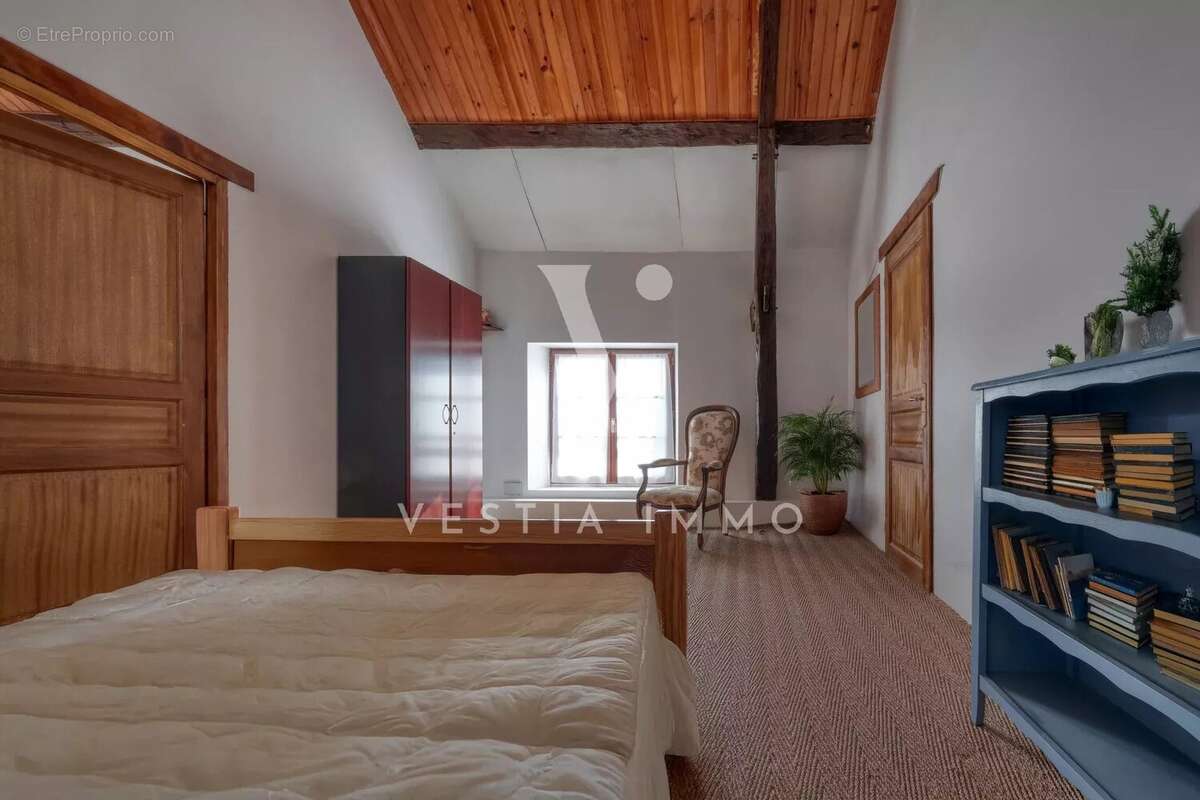 Commerce à PRUNAY-EN-YVELINES