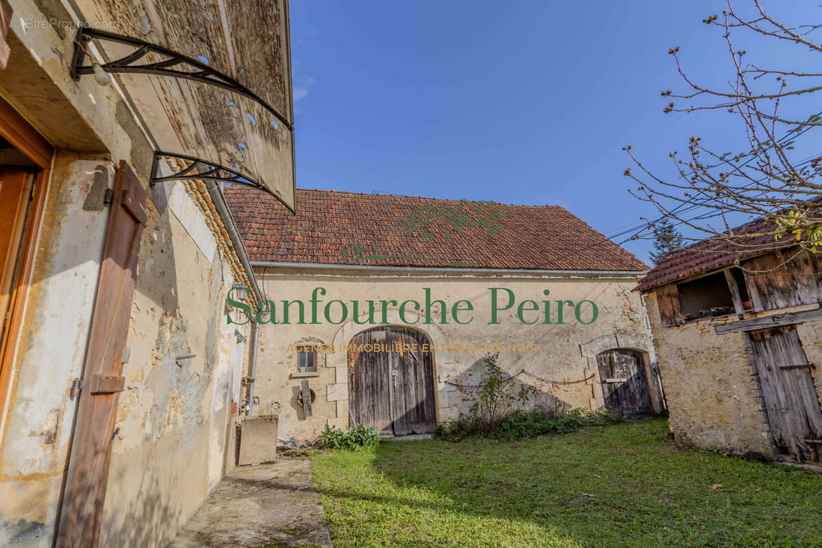 Maison à SARLAT-LA-CANEDA