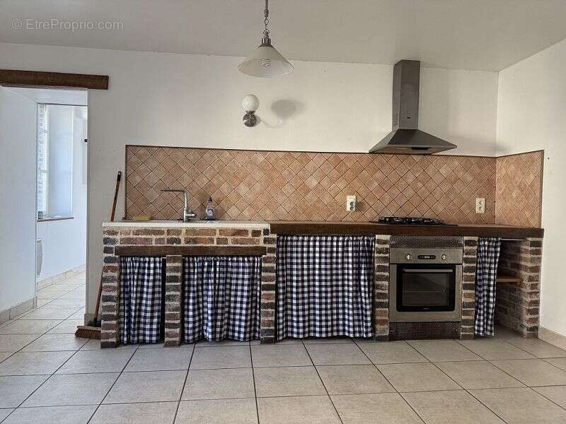 Maison 130 m² à Maillot  - photo 3