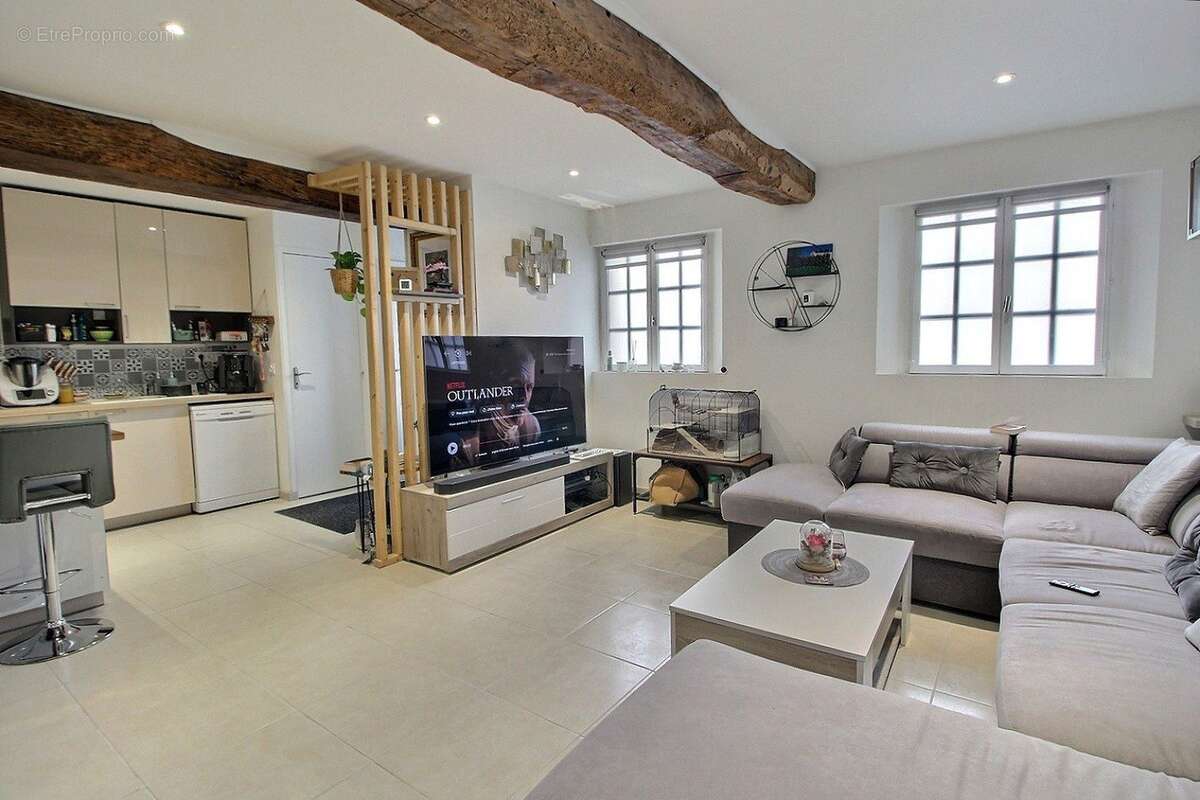 Maison à PONT-L&#039;EVEQUE