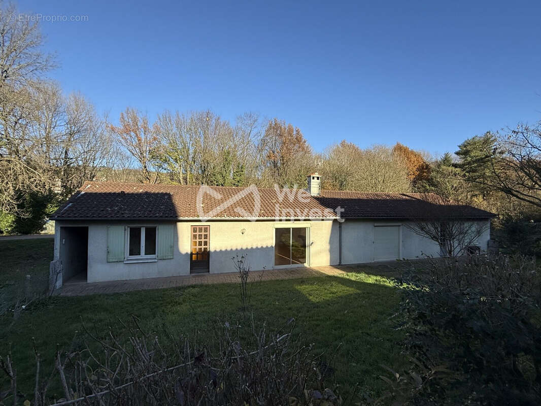 Maison à SAINT-AMANS-SOULT
