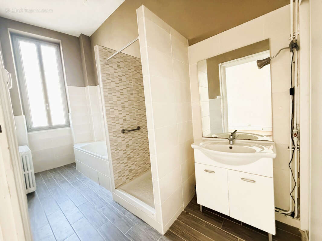 Appartement à VICHY