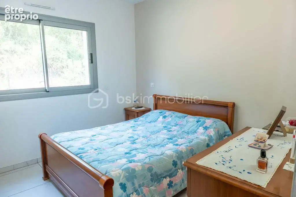 Superbe Maison Familiale de 149m² sur 961m² de Terrain avec Piscine ! - photo 15
