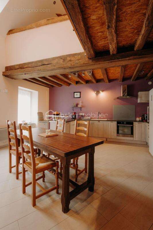 maison sur Saint Jean de Linières à proximité de la voix rapide - photo 3