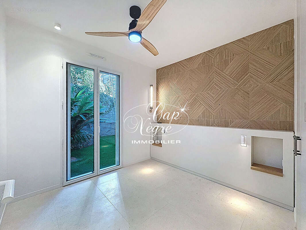 Appartement Rayol Canadel Sur Mer 4 pièce(s) 94.63m² - photo 10