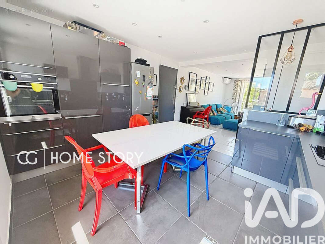 Appartement 83 m² à Sanary-Sur-Mer  - photo 2