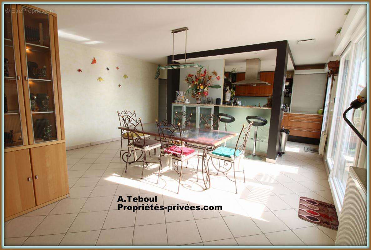 Appartement à VILLEURBANNE