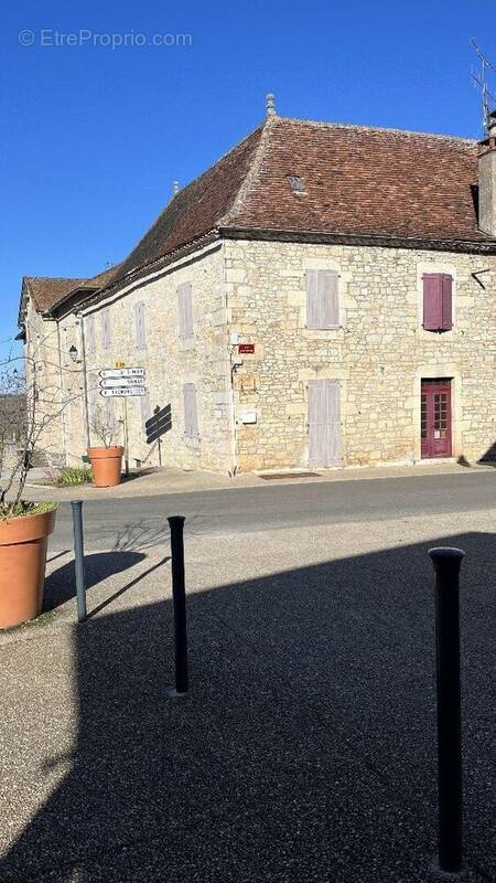 Maison à LIVERNON