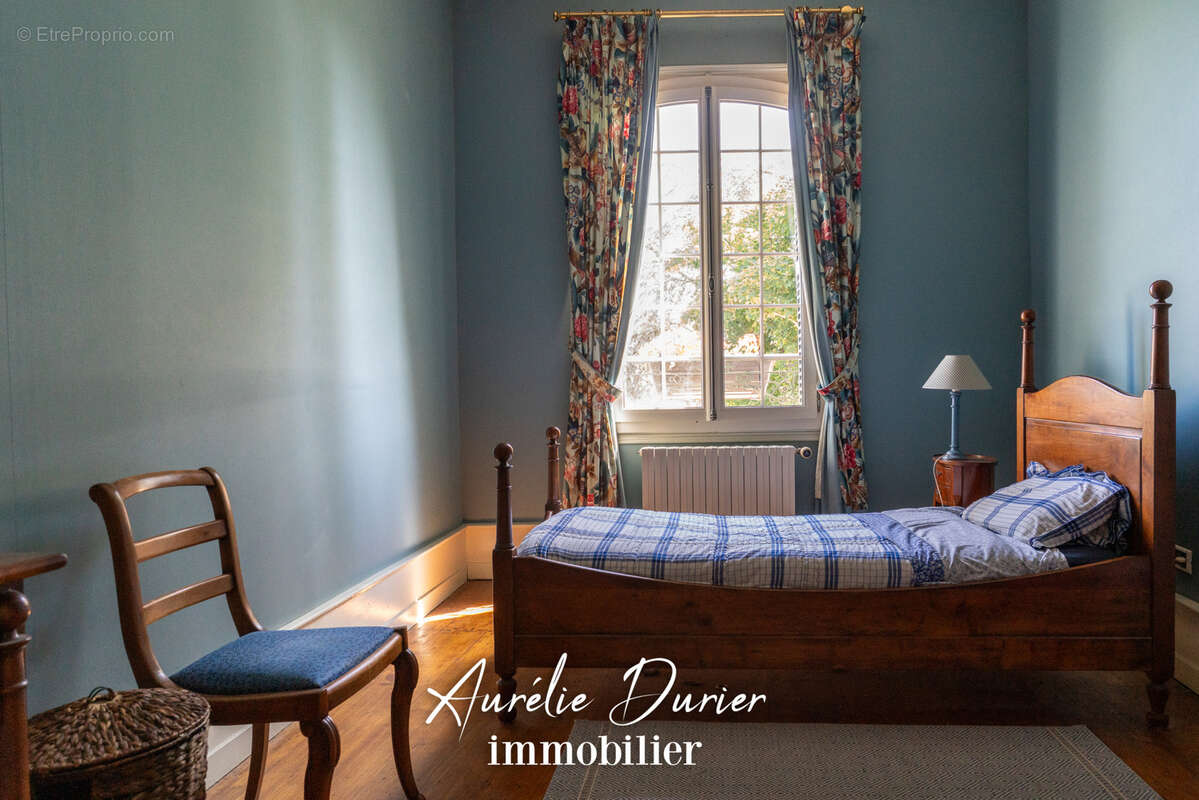 Maison à VERNOU-SUR-BRENNE