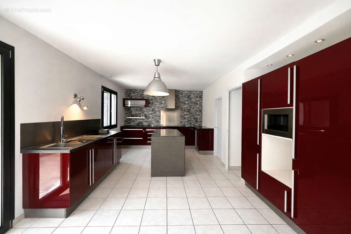 Maison à MORTEFONTAINE-EN-THELLE