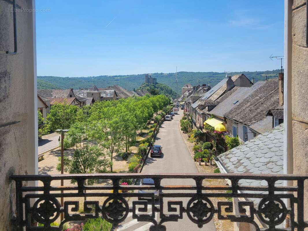 Commerce à NAJAC