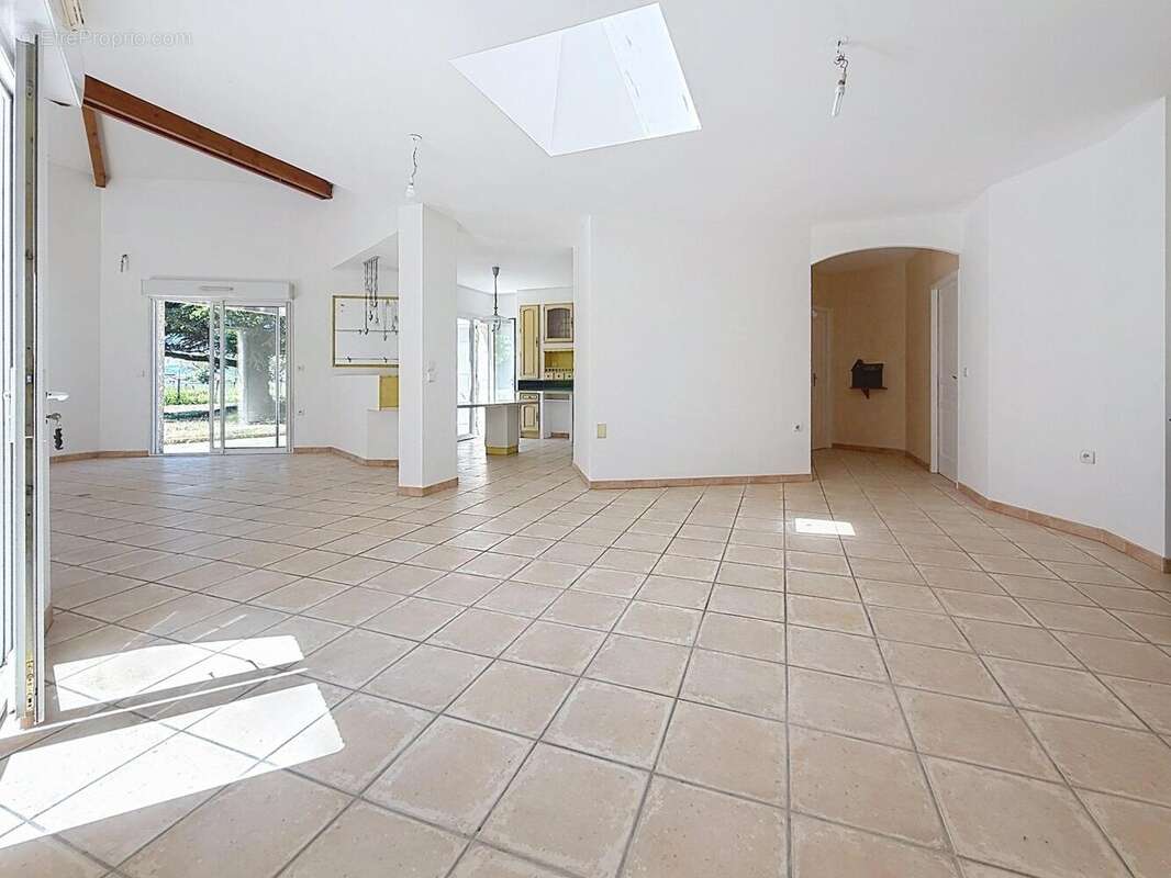 Photo 2 - Maison à LA FRETTE
