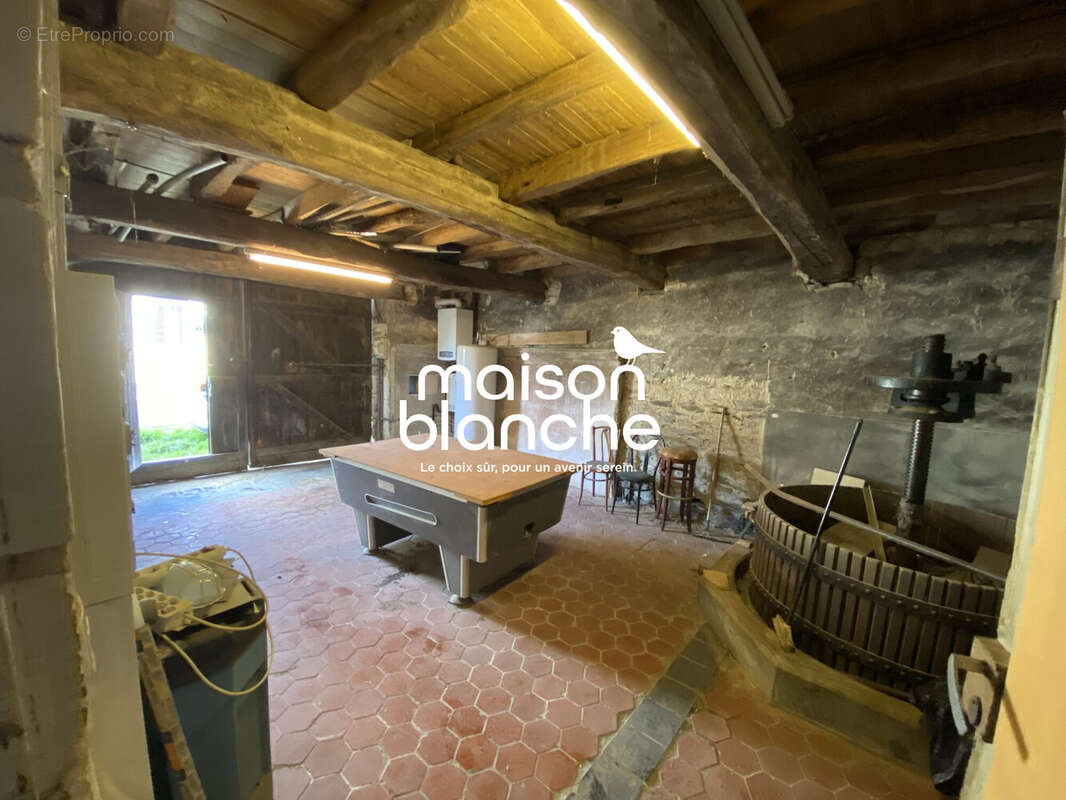 Maison à MAZE