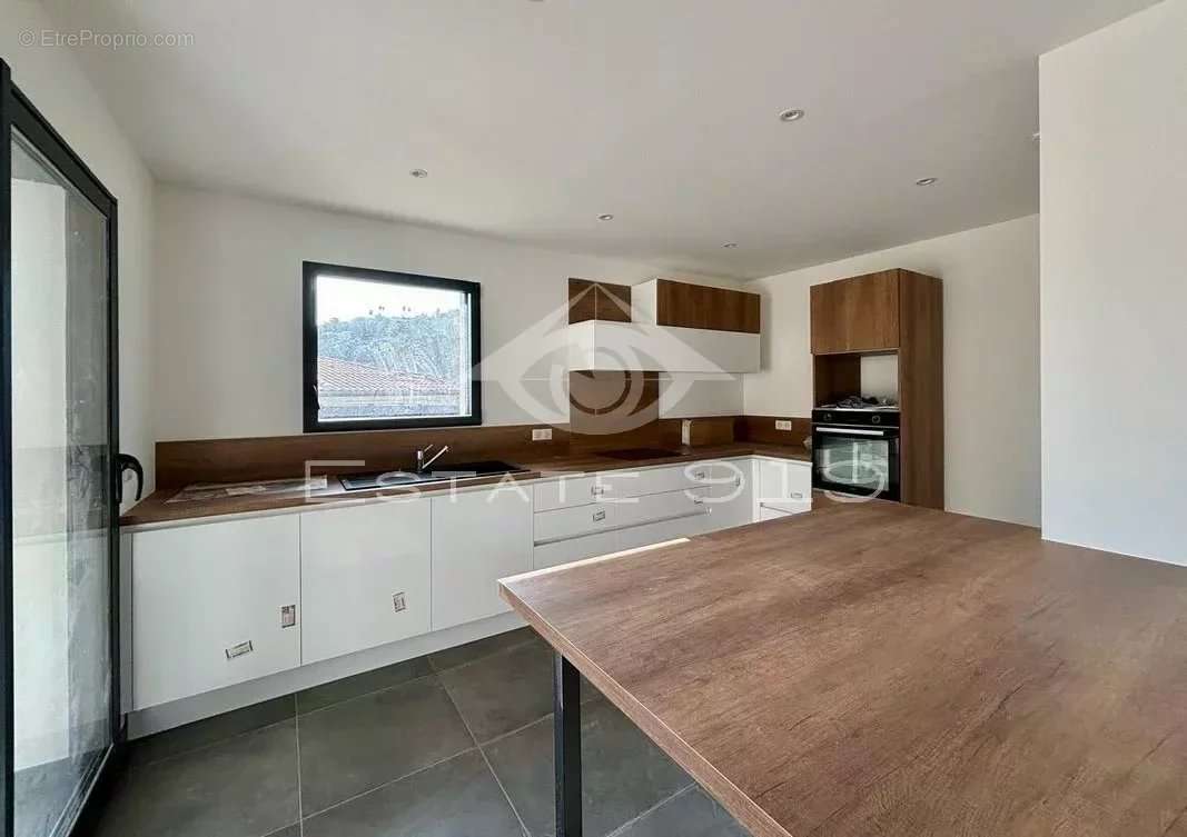 Maison à AURIBEAU-SUR-SIAGNE