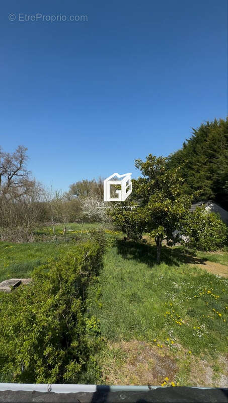 Maison à RIEUPEYROUX