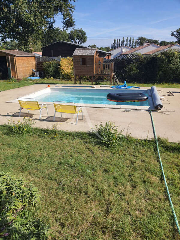 Maison à SAINT-MAIXENT-SUR-VIE