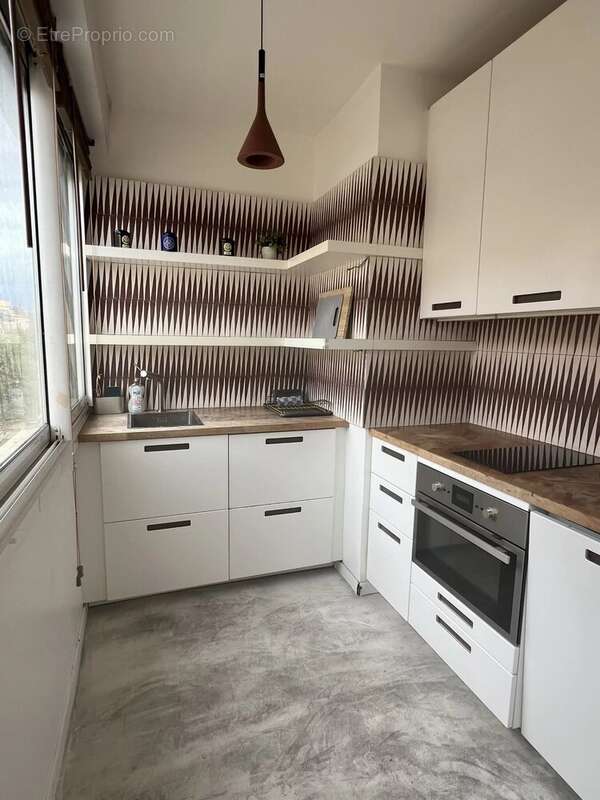 Appartement à MARSEILLE-2E