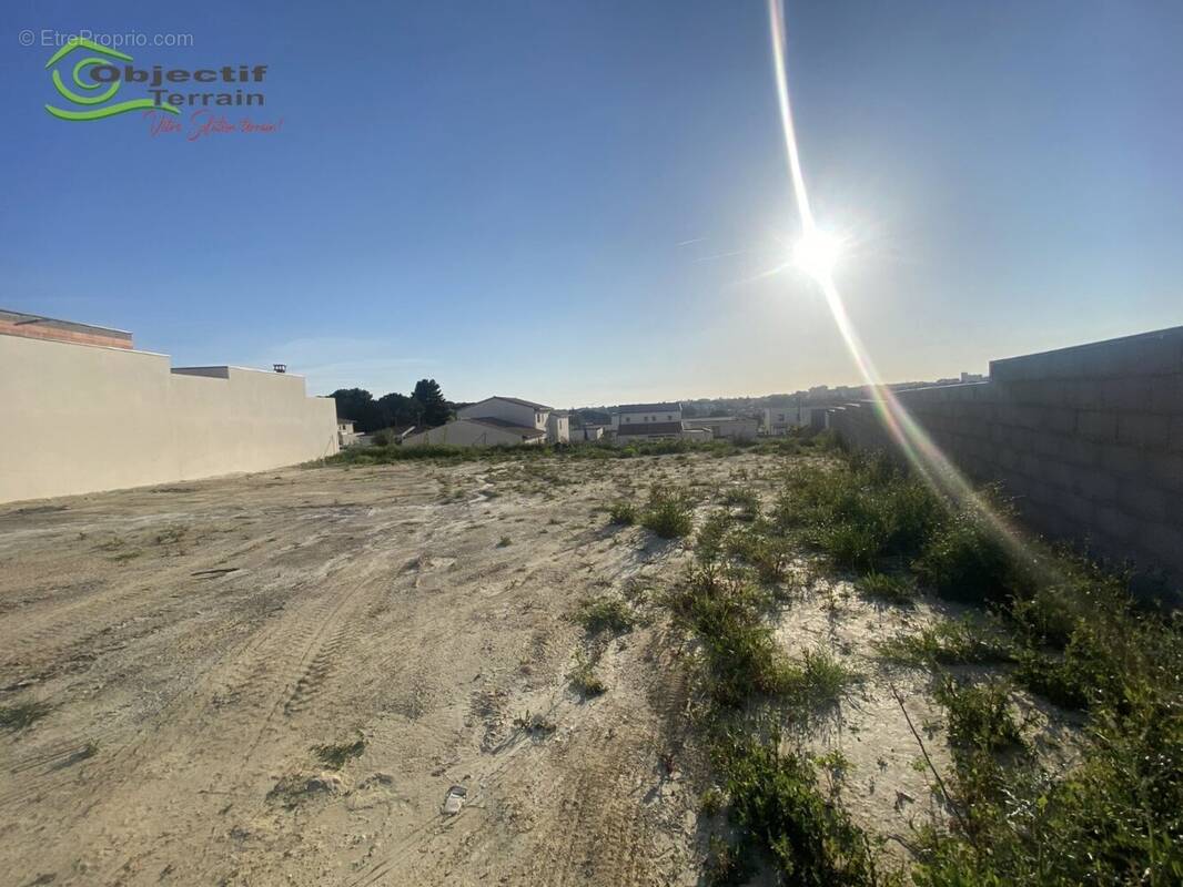 Terrain à BEZIERS