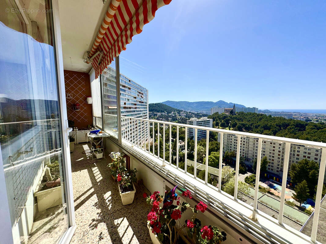 Appartement à MARSEILLE-9E