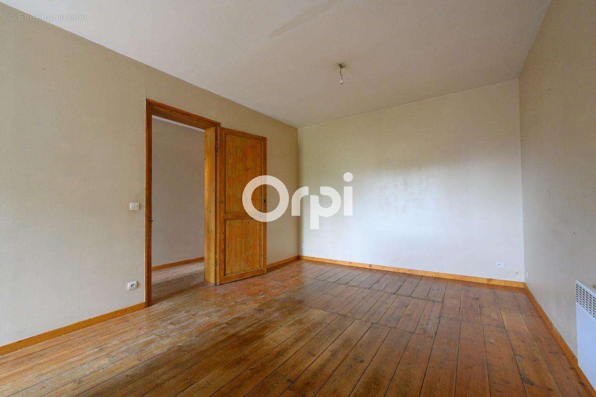Immeuble de rapport 4 logements vendu - photo 2