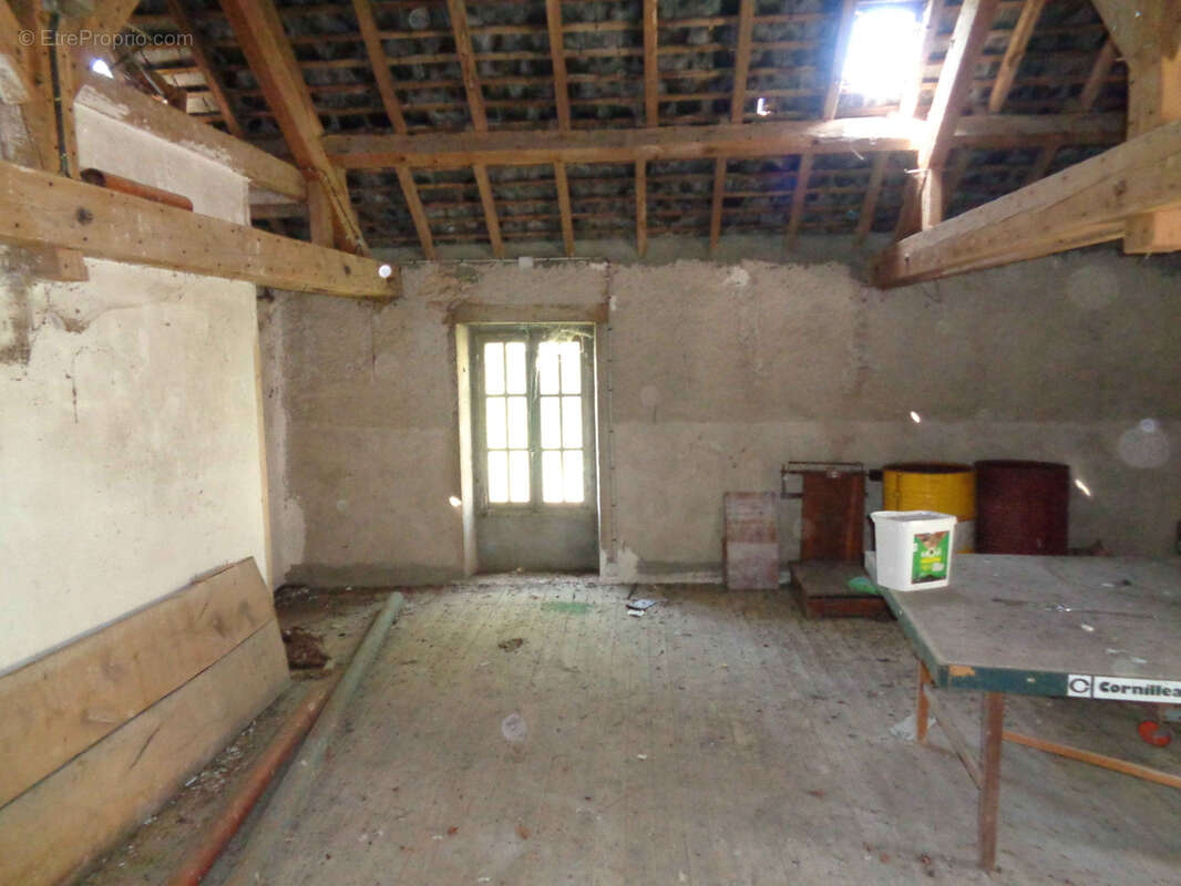 Maison à SAINT-BENIN-D'AZY