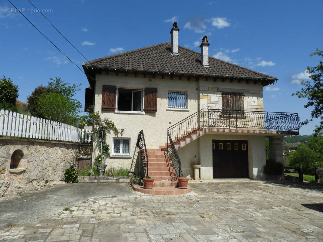 Maison à VILLEFRANCHE-DE-ROUERGUE