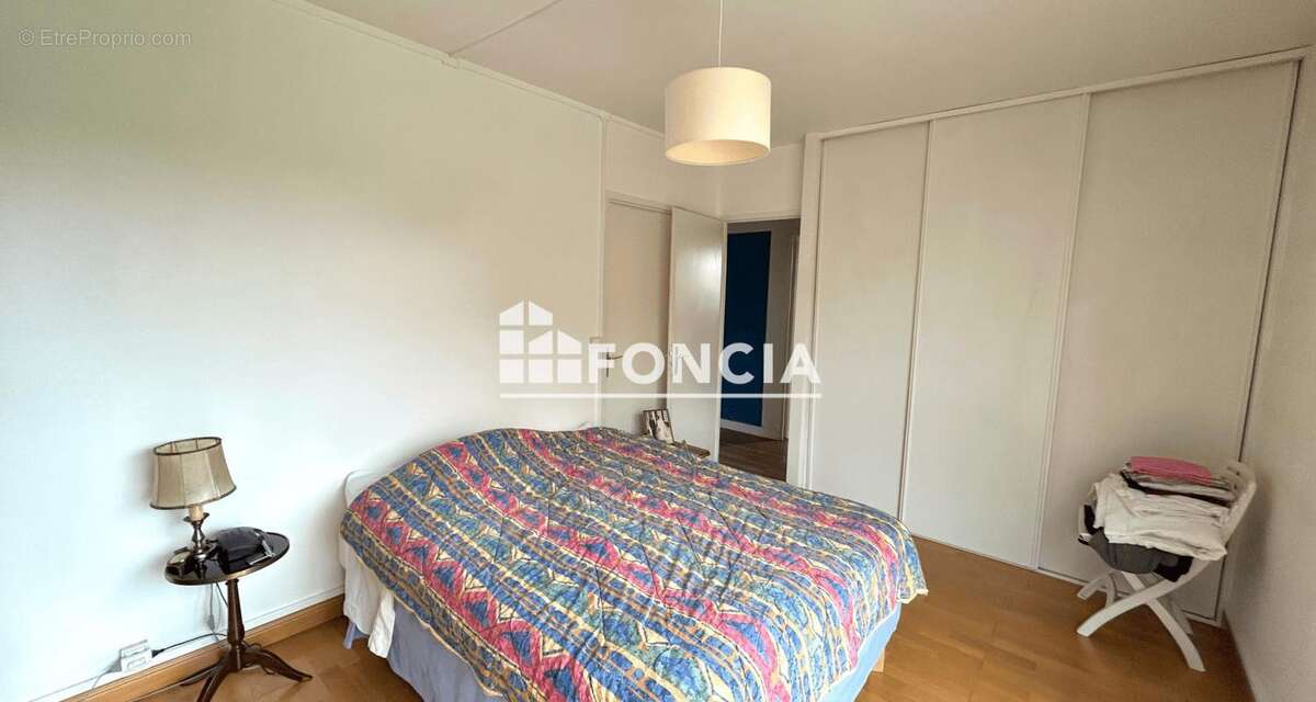 Appartement à MONT-SAINT-AIGNAN