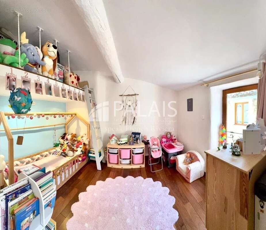 Appartement à ROQUEBRUNE-CAP-MARTIN