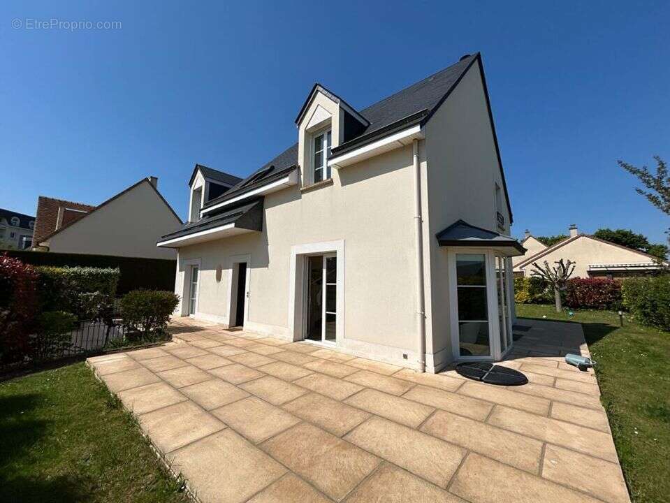 Maison à BRETTEVILLE-SUR-ODON