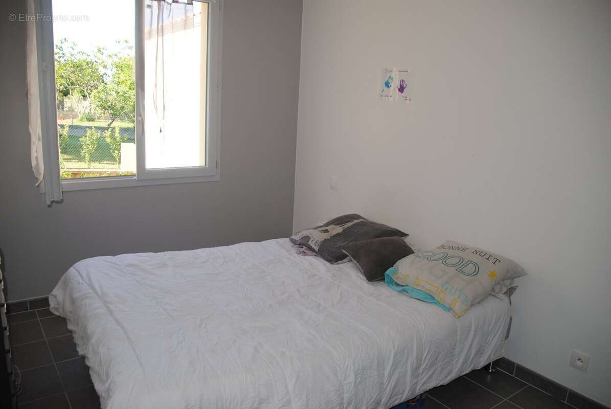 Maison à LA COURONNE