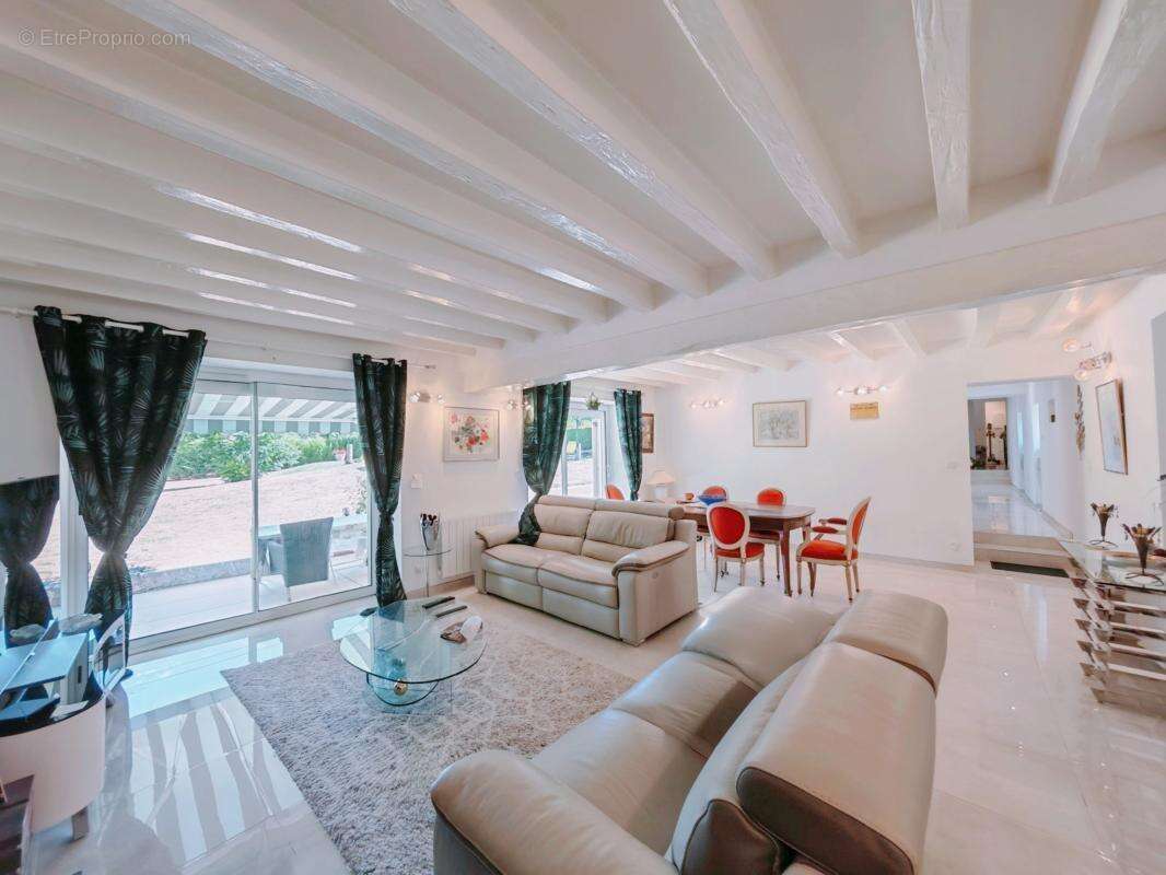 Maison 263 m² à Massay  - photo 10