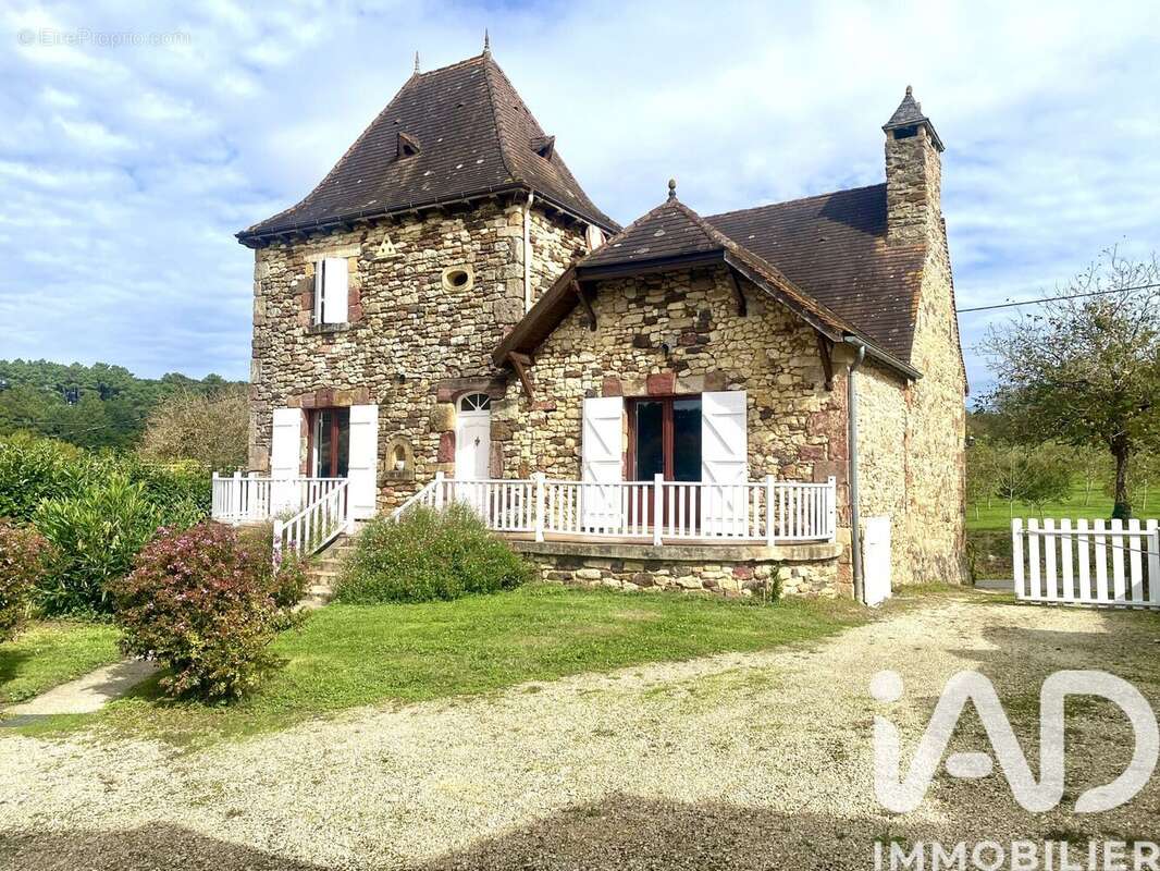Maison 131 m² à Doissat  - photo 2