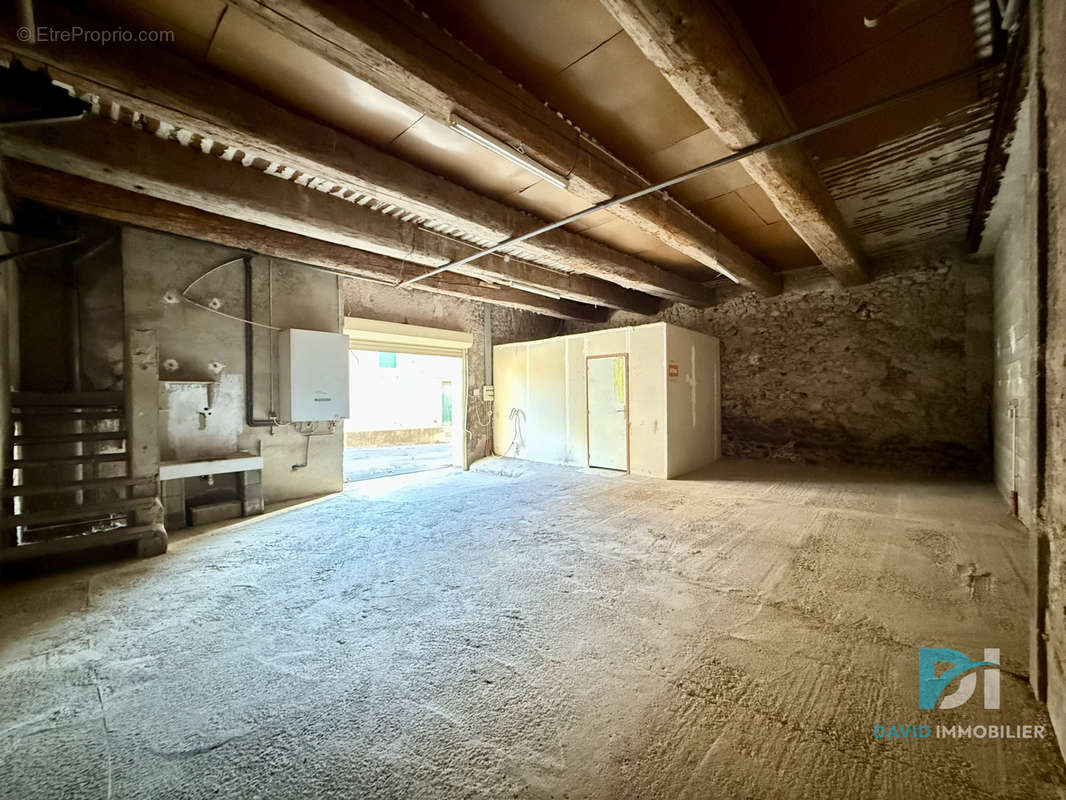 Maison à SAINT-THIBERY