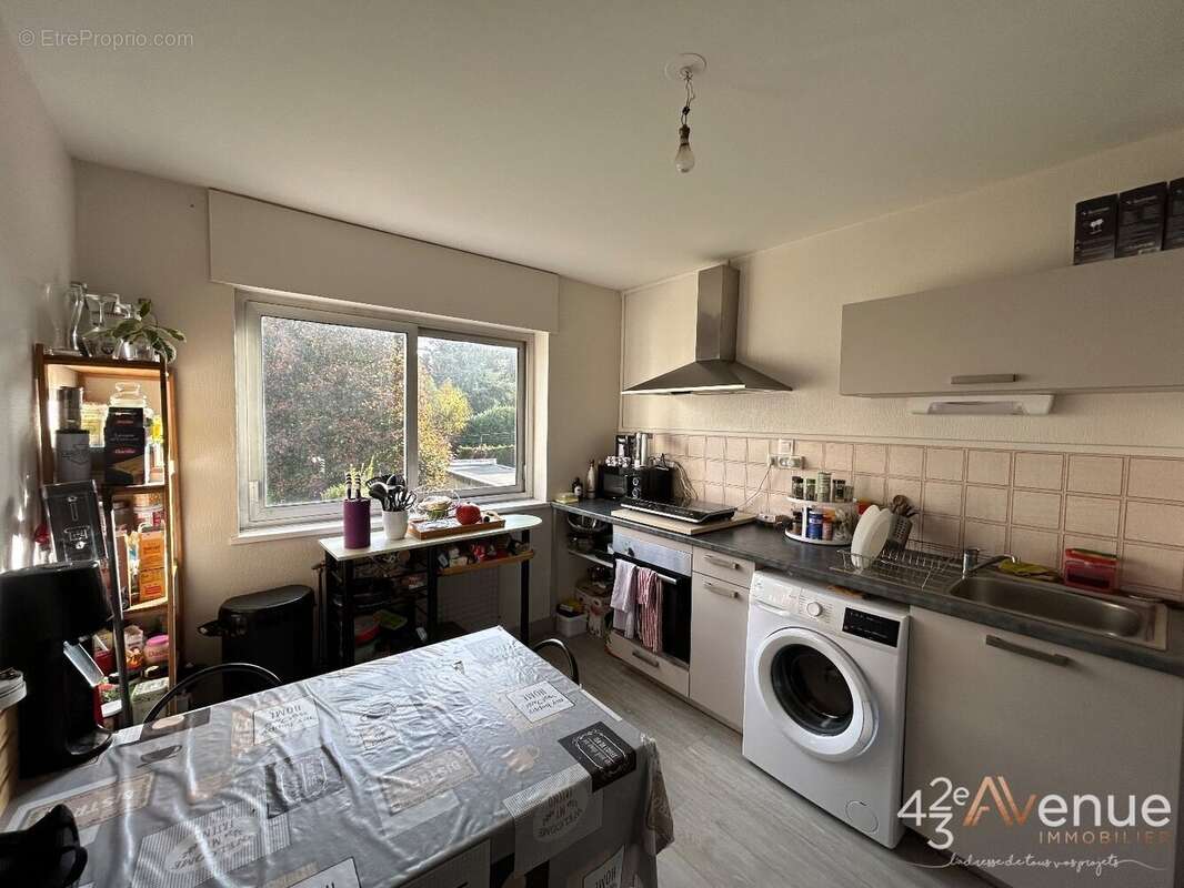 Appartement à SAINT-ETIENNE