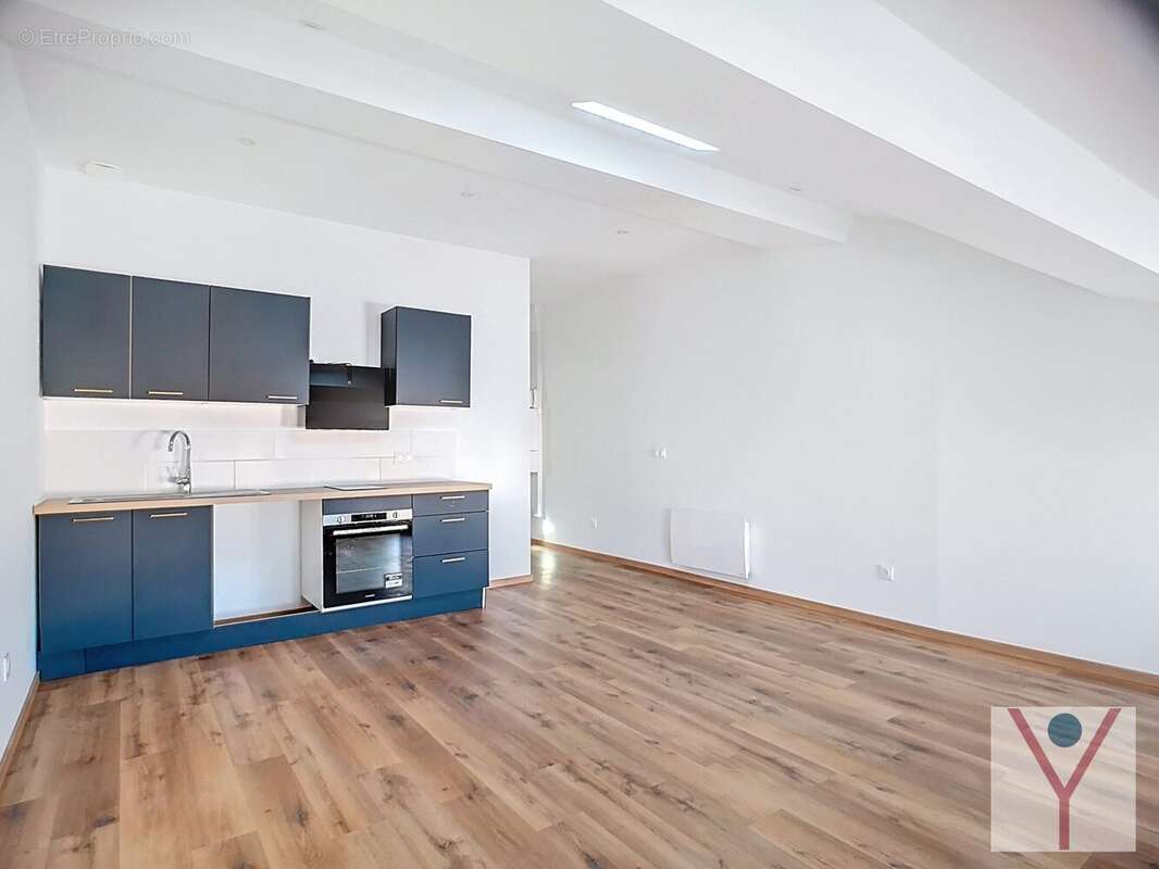 Appartement à THOISSEY