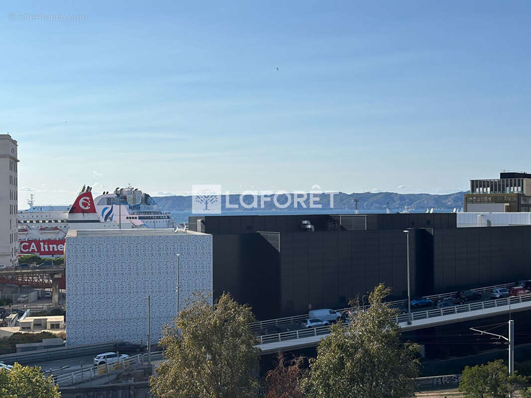 Appartement à MARSEILLE-2E