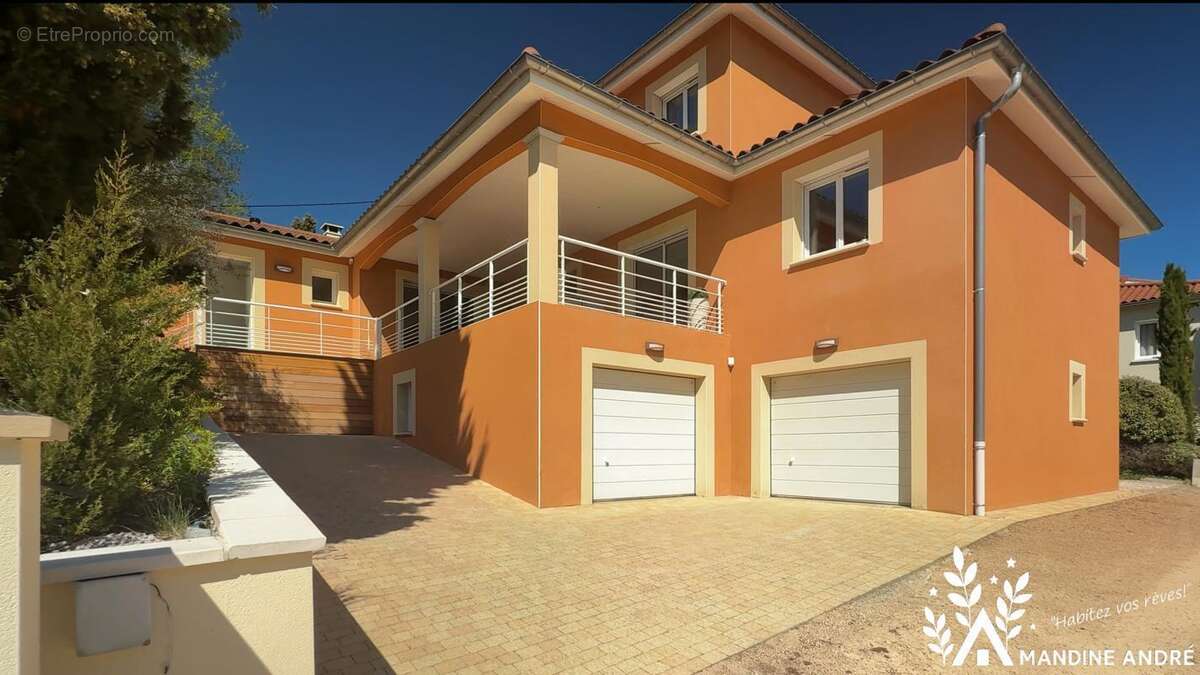 Maison à CHAZAY-D'AZERGUES