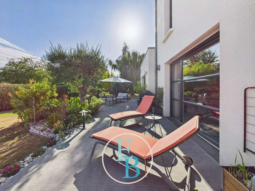 MAISON - T5 - 157,93m2 - photo 24