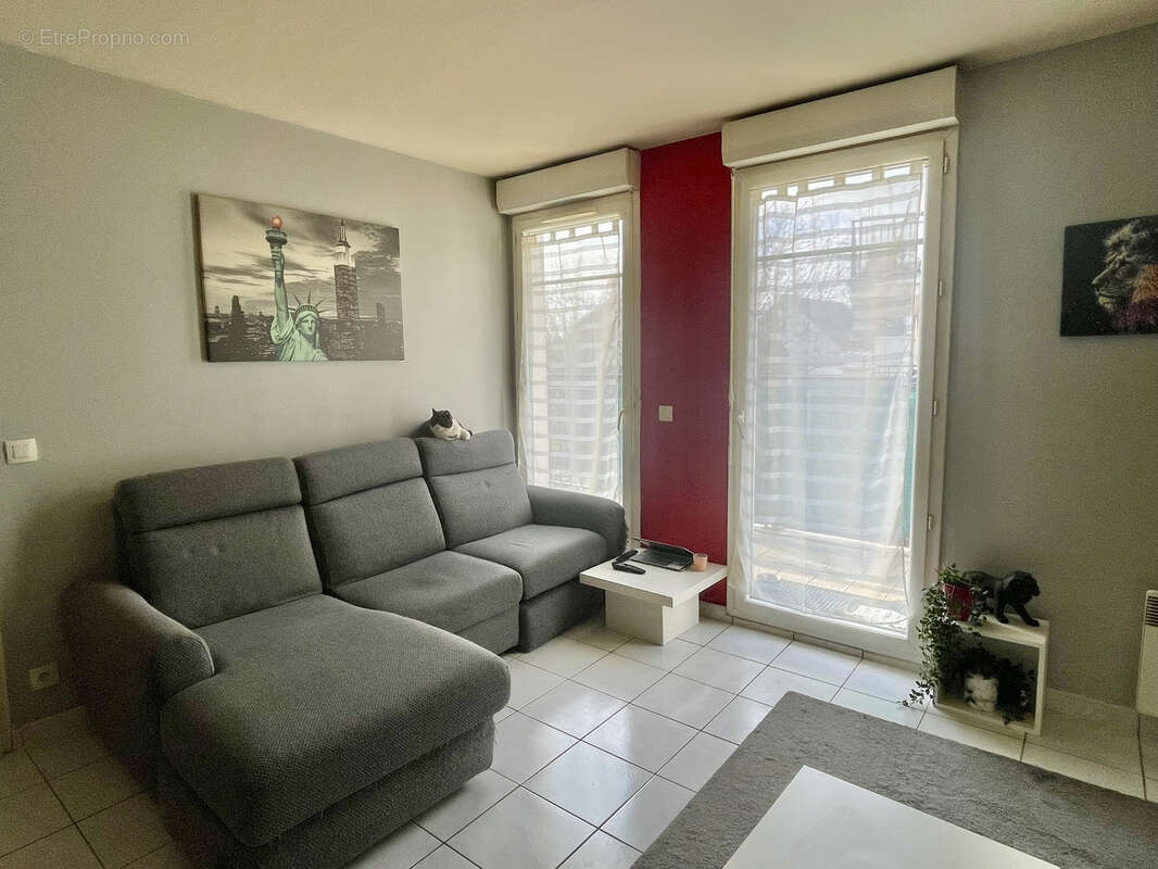 Appartement à LE PLESSIS-PATE