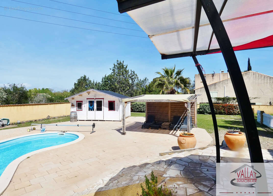 Villa plain-pied avec piscine dans environnement campagne à vendre à Agde ! - photo 2