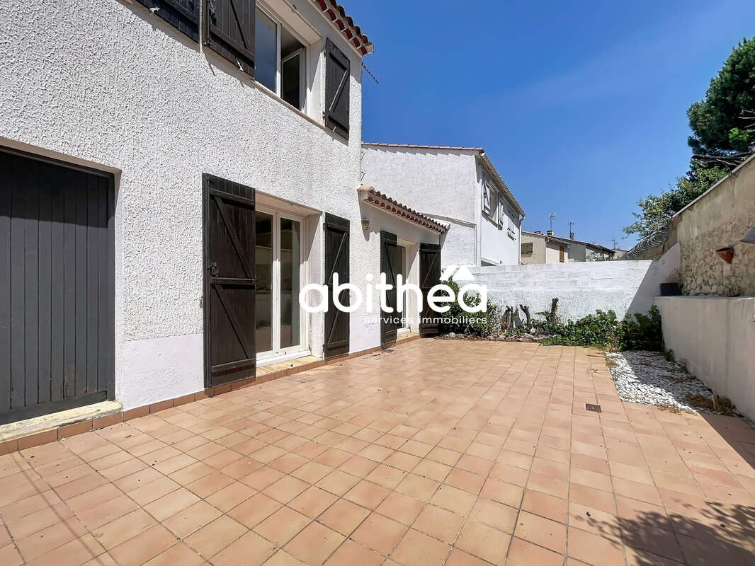 Maison 4 pieces - 3 chambres - r+1 - 88 m2- garage - jardin et exterieur - photo 15
