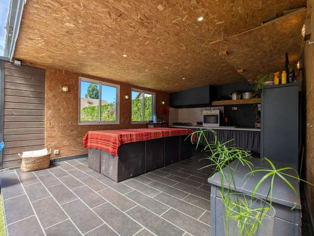 Maison à AUTHEUIL-AUTHOUILLET