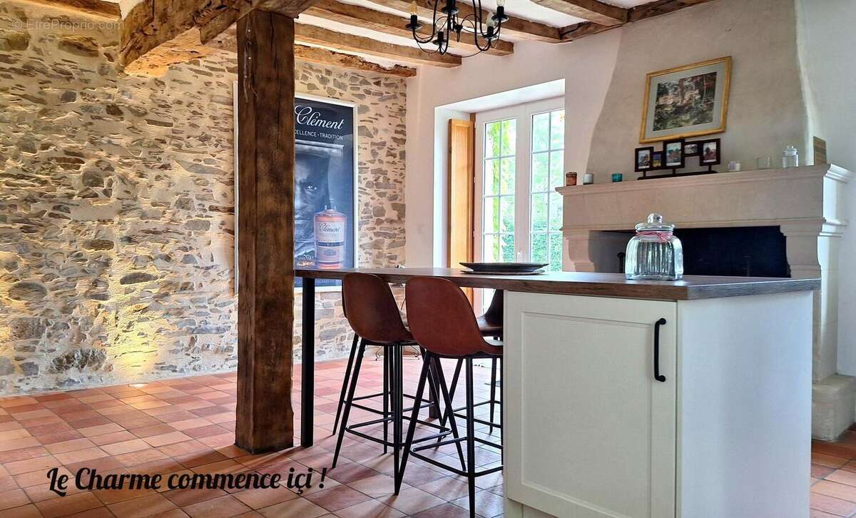 Maison 141 m² à La Rouxiere  - photo 2