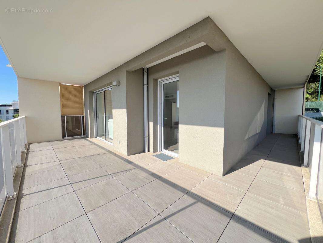 Appartement à VILLENEUVE-LOUBET