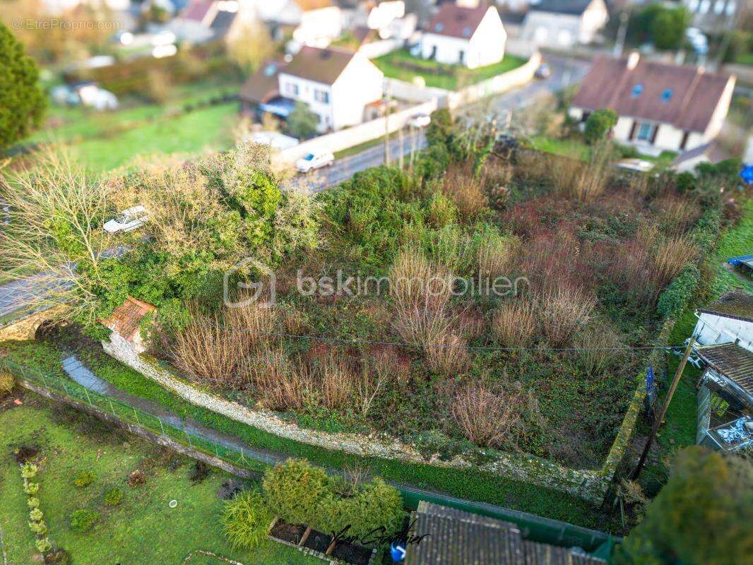 Terrain à ETRECHY