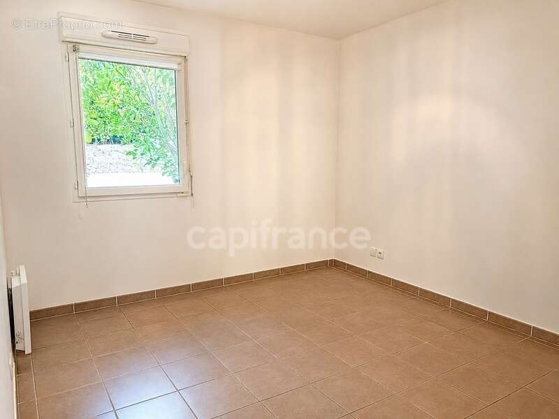Appartement à vendre 3 pièces LA CIOTAT - photo 4