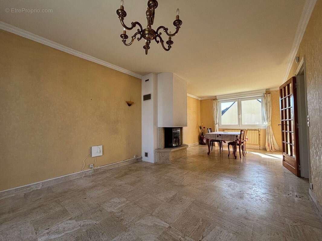 Maison 112 m² à Gouesnou  - photo 4