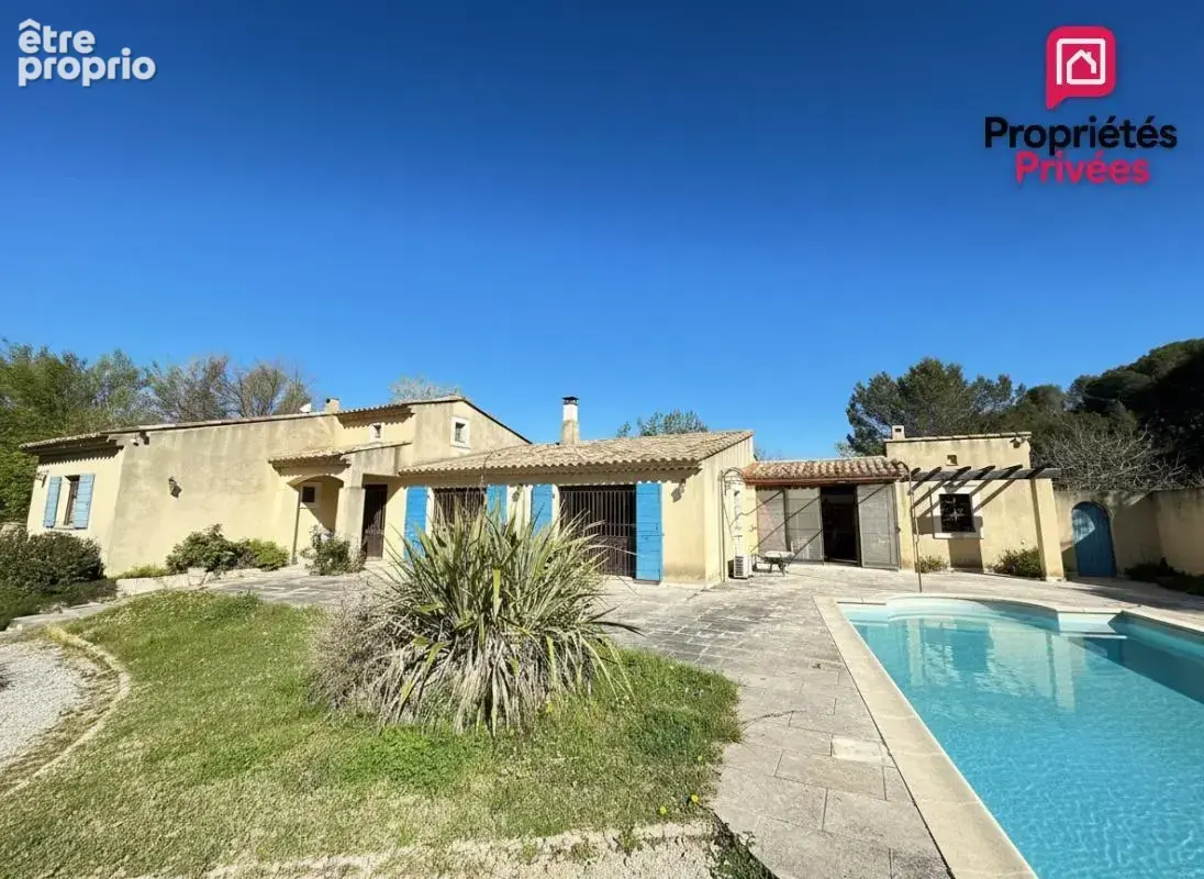 Maison de plain pied à Saint Chamas avec piscine - photo 14